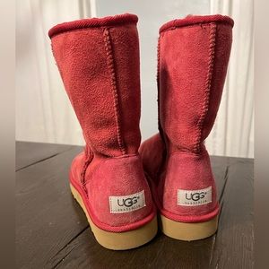 Ugg Classic Short Women’s Boots